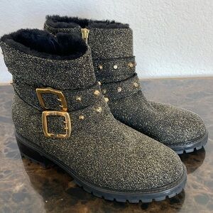 NWOT Ross & Snow Stefana Gold Glitter Black Leather Ankle Combat Boots Size 8